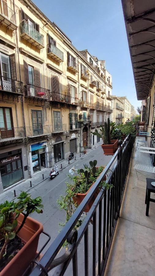 Persiane al Cassaro Bed & Breakfast Palermo Bagian luar foto
