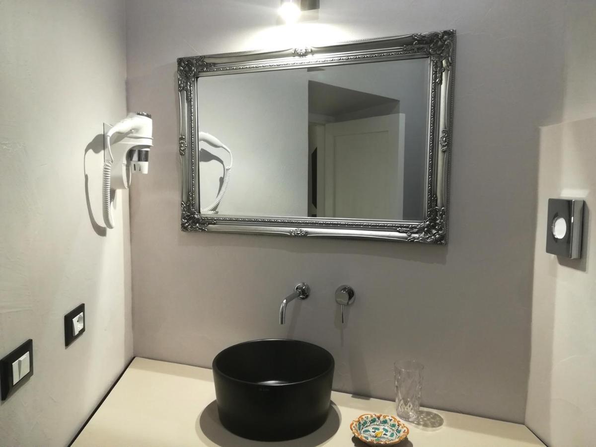 Persiane al Cassaro Bed & Breakfast Palermo Bagian luar foto