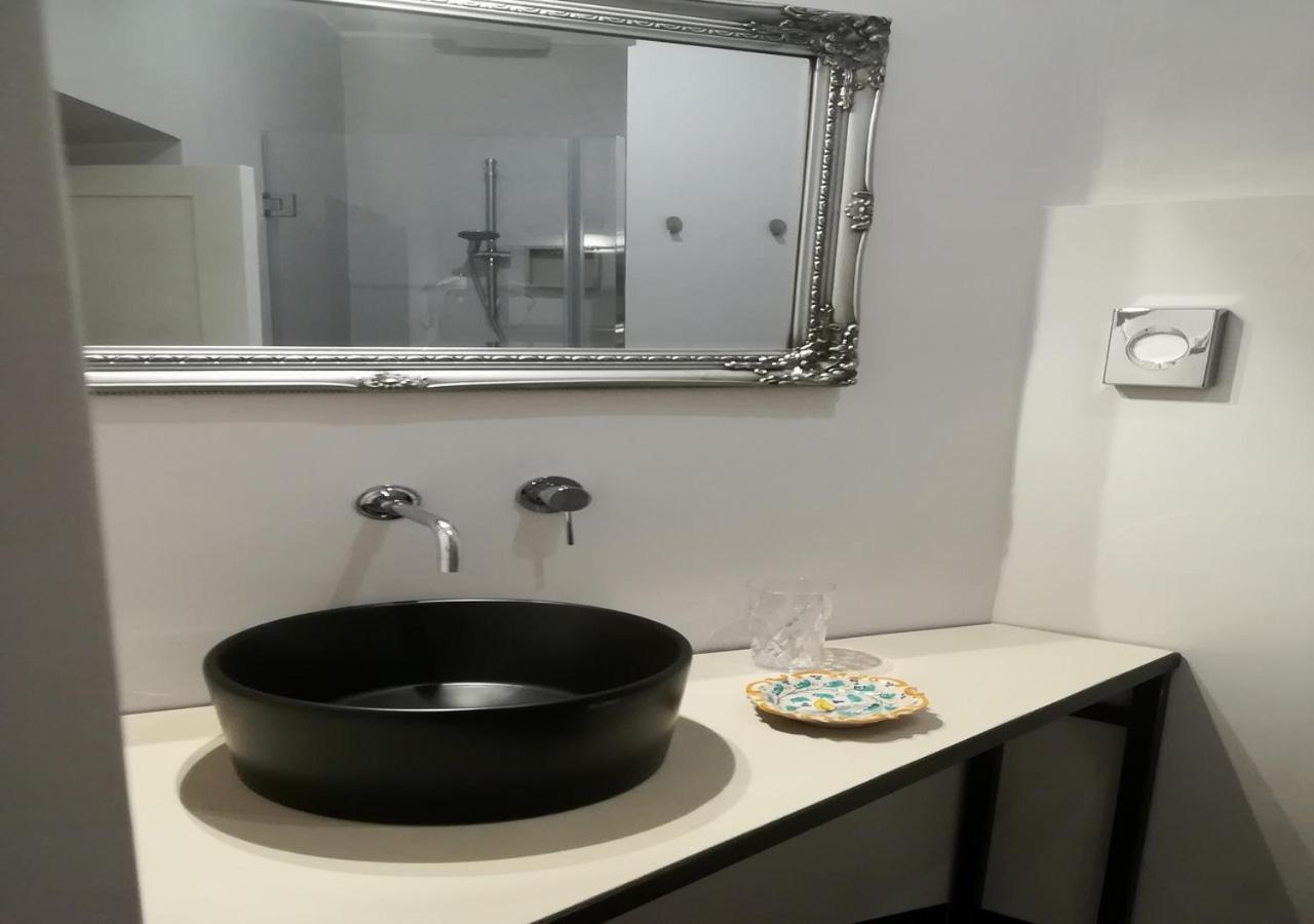 Persiane al Cassaro Bed & Breakfast Palermo Bagian luar foto