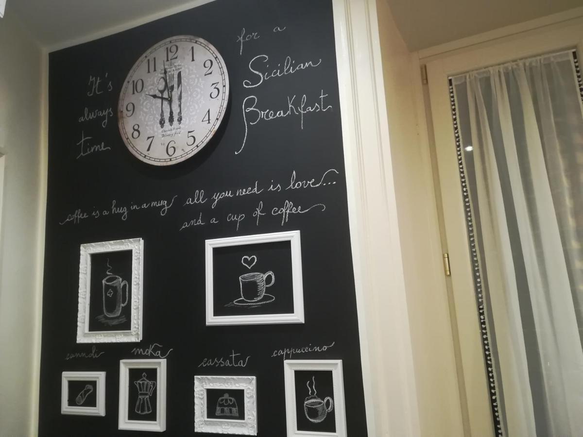 Persiane al Cassaro Bed & Breakfast Palermo Bagian luar foto